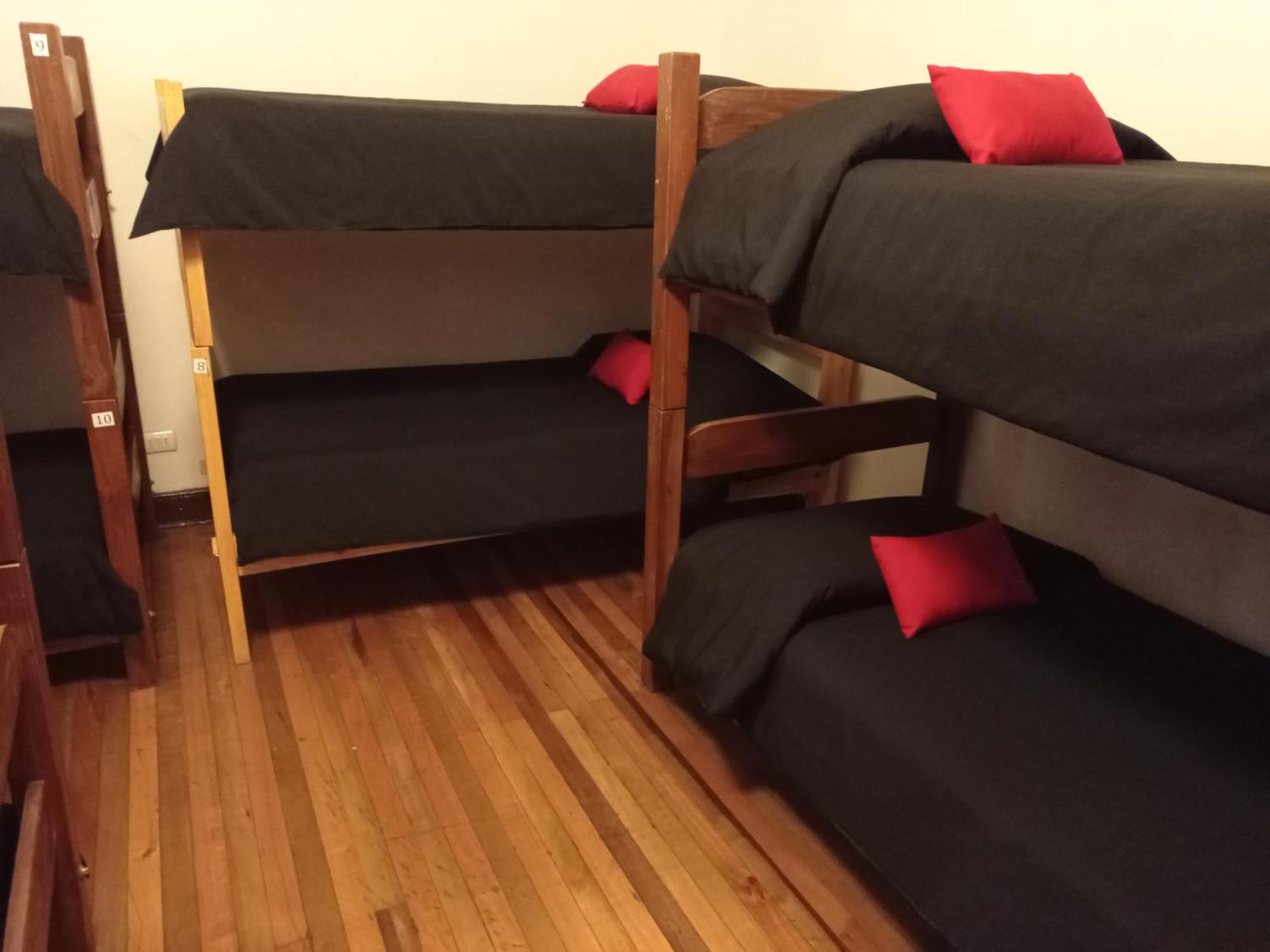 Hostal Irreal Santiago Buitenkant foto
