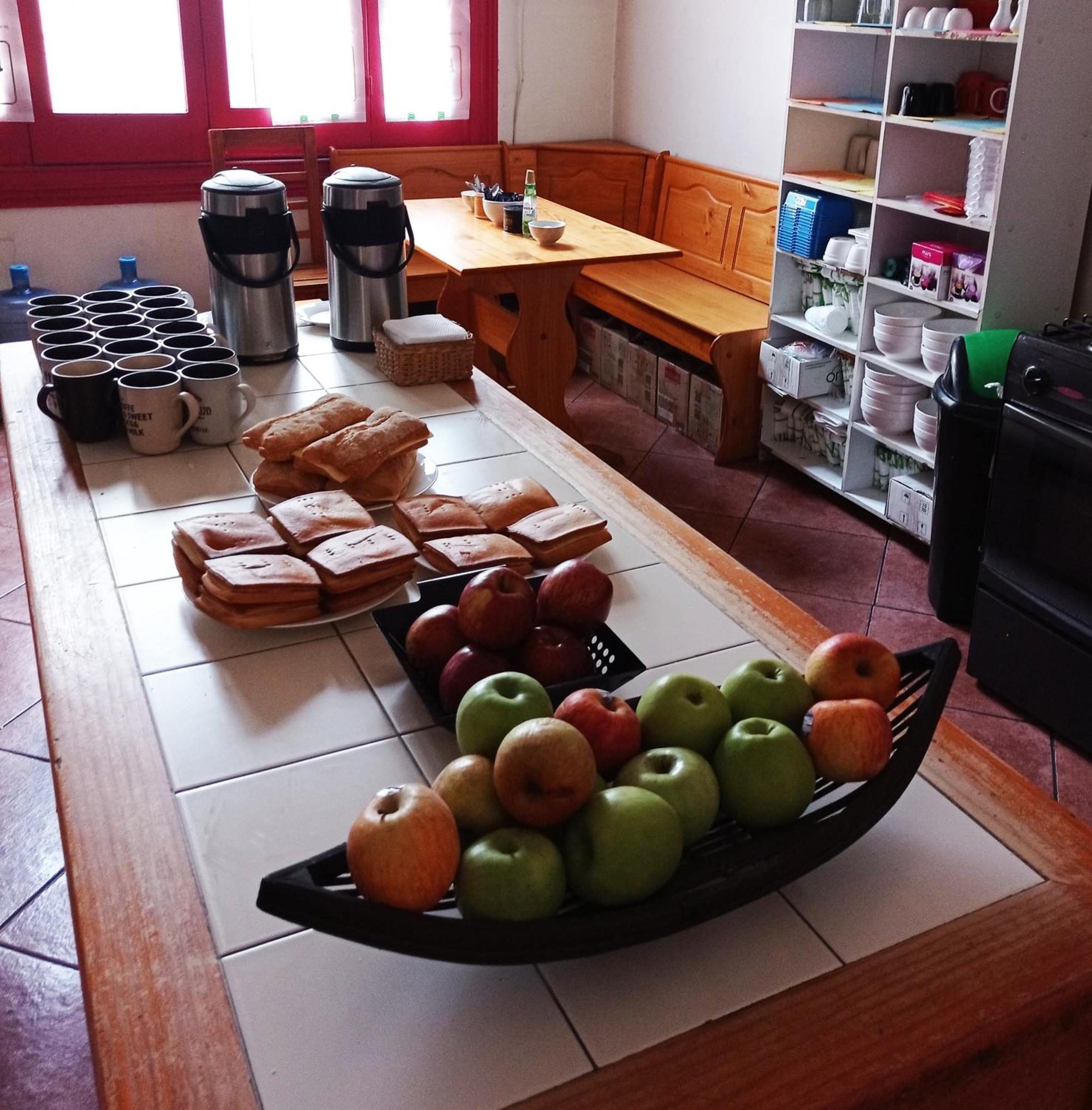 Hostal Irreal Santiago Buitenkant foto