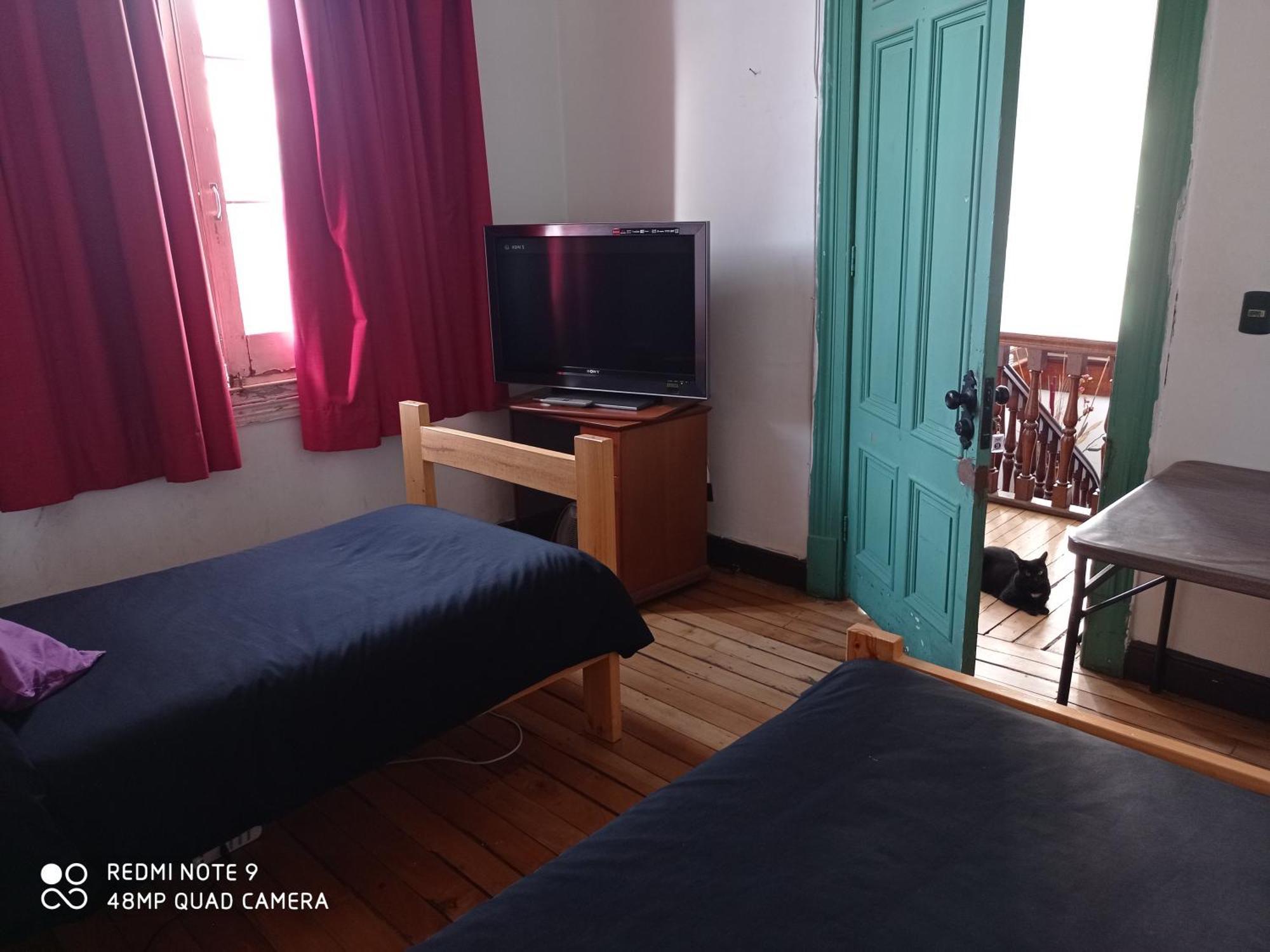 Hostal Irreal Santiago Buitenkant foto